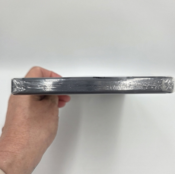 Hannah Montana Spotlight World Tour (Sony PlayStation 2) Brand New / Fast Ship - Picture 3 of 4